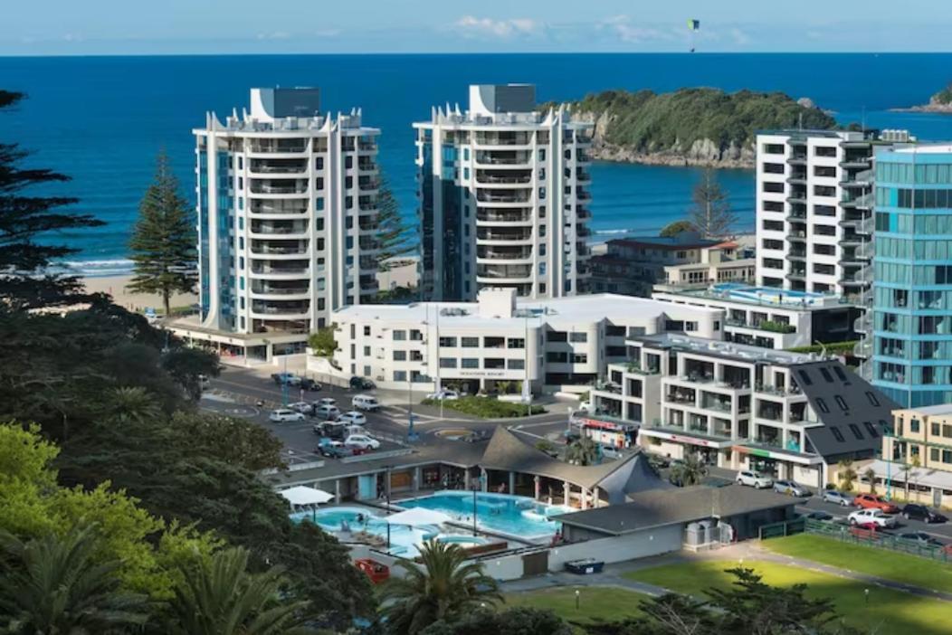 Oceanside Apartment With Iconic Views Mount Maunganui Buitenkant foto
