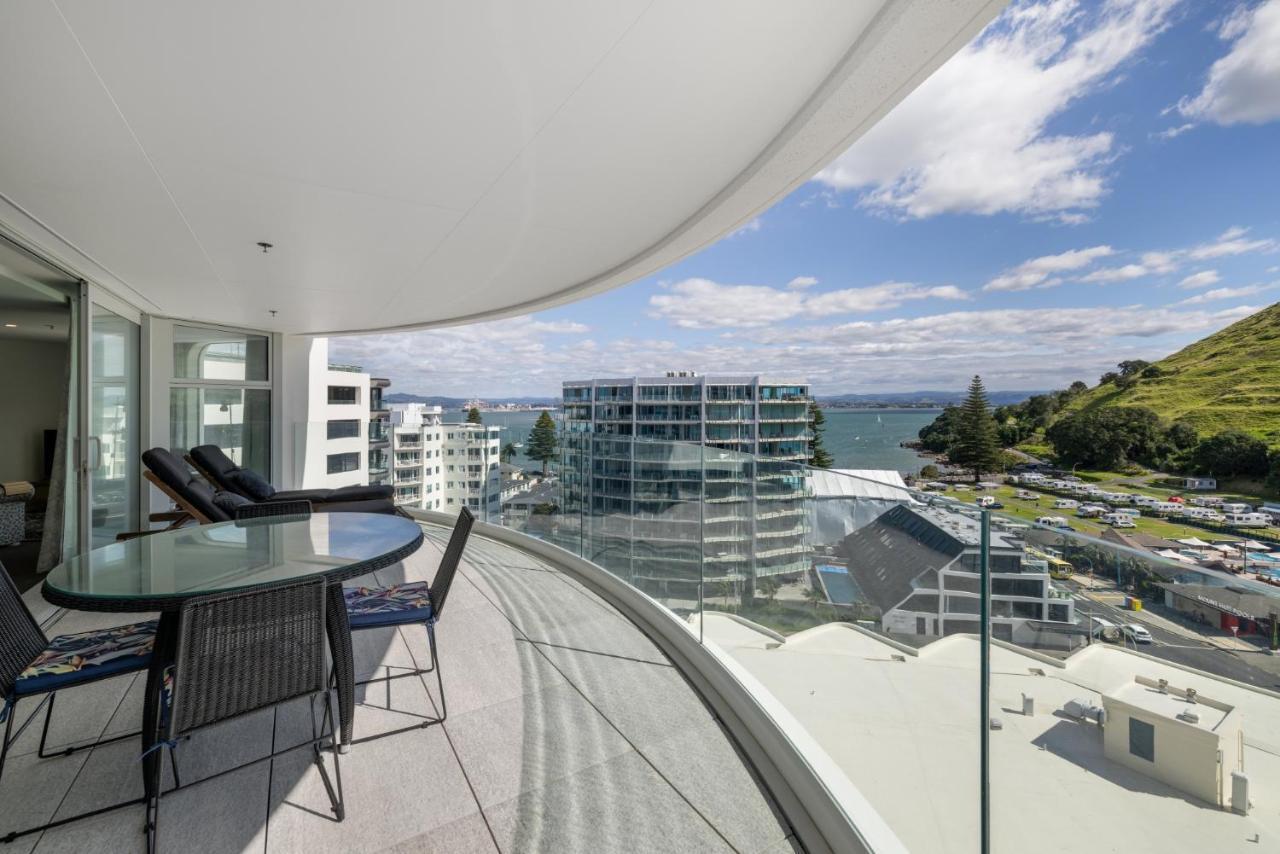 Oceanside Apartment With Iconic Views Mount Maunganui Buitenkant foto