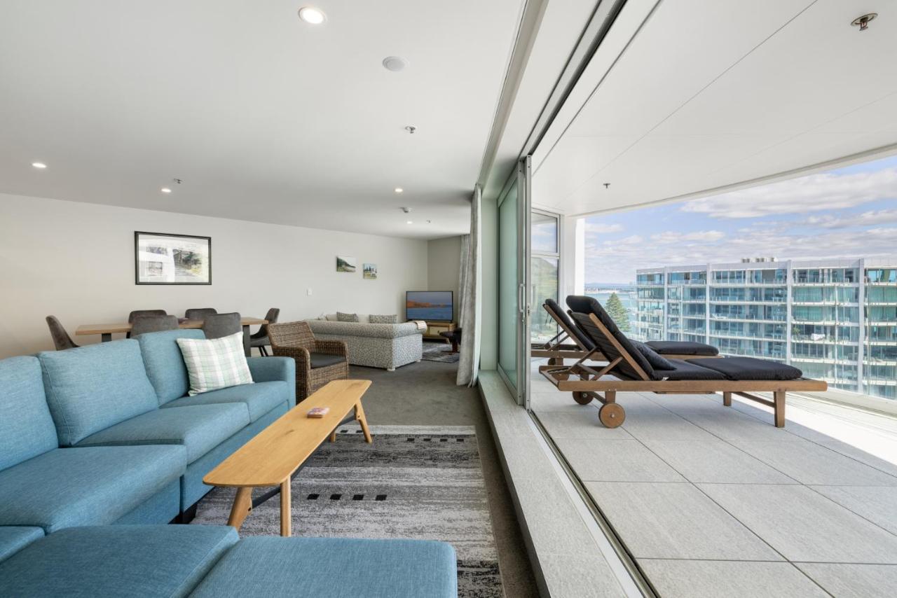 Oceanside Apartment With Iconic Views Mount Maunganui Buitenkant foto