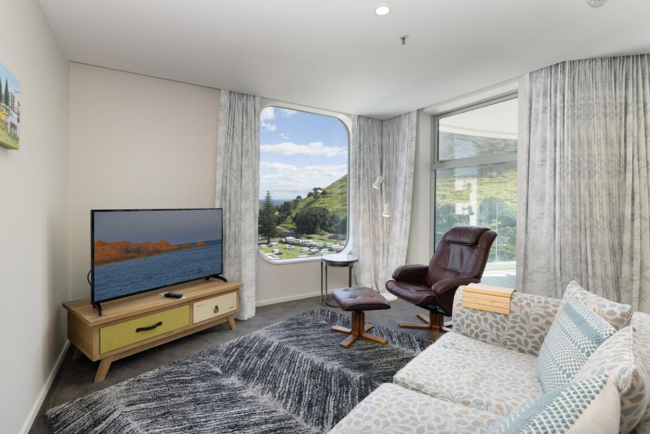 Oceanside Apartment With Iconic Views Mount Maunganui Buitenkant foto
