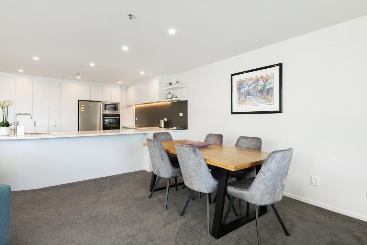 Oceanside Apartment With Iconic Views Mount Maunganui Buitenkant foto