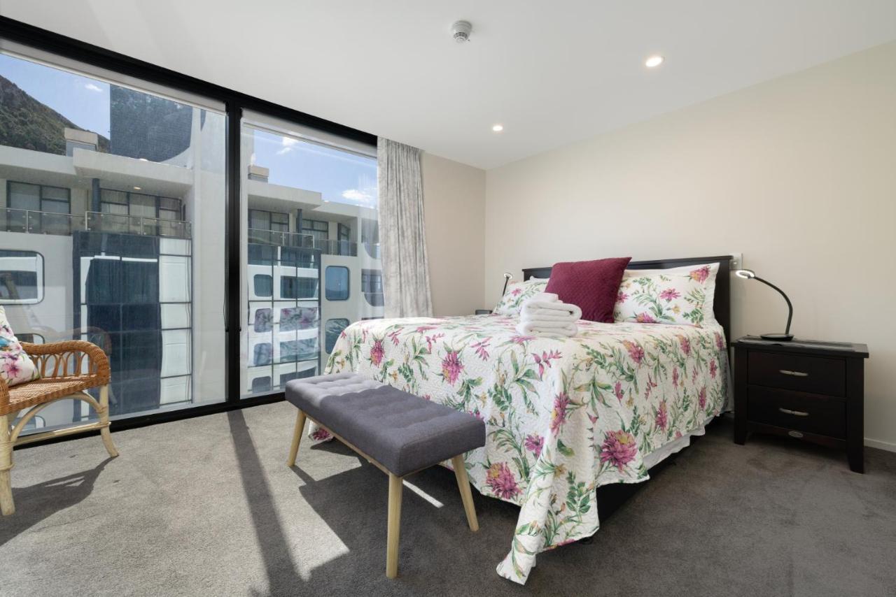 Oceanside Apartment With Iconic Views Mount Maunganui Buitenkant foto