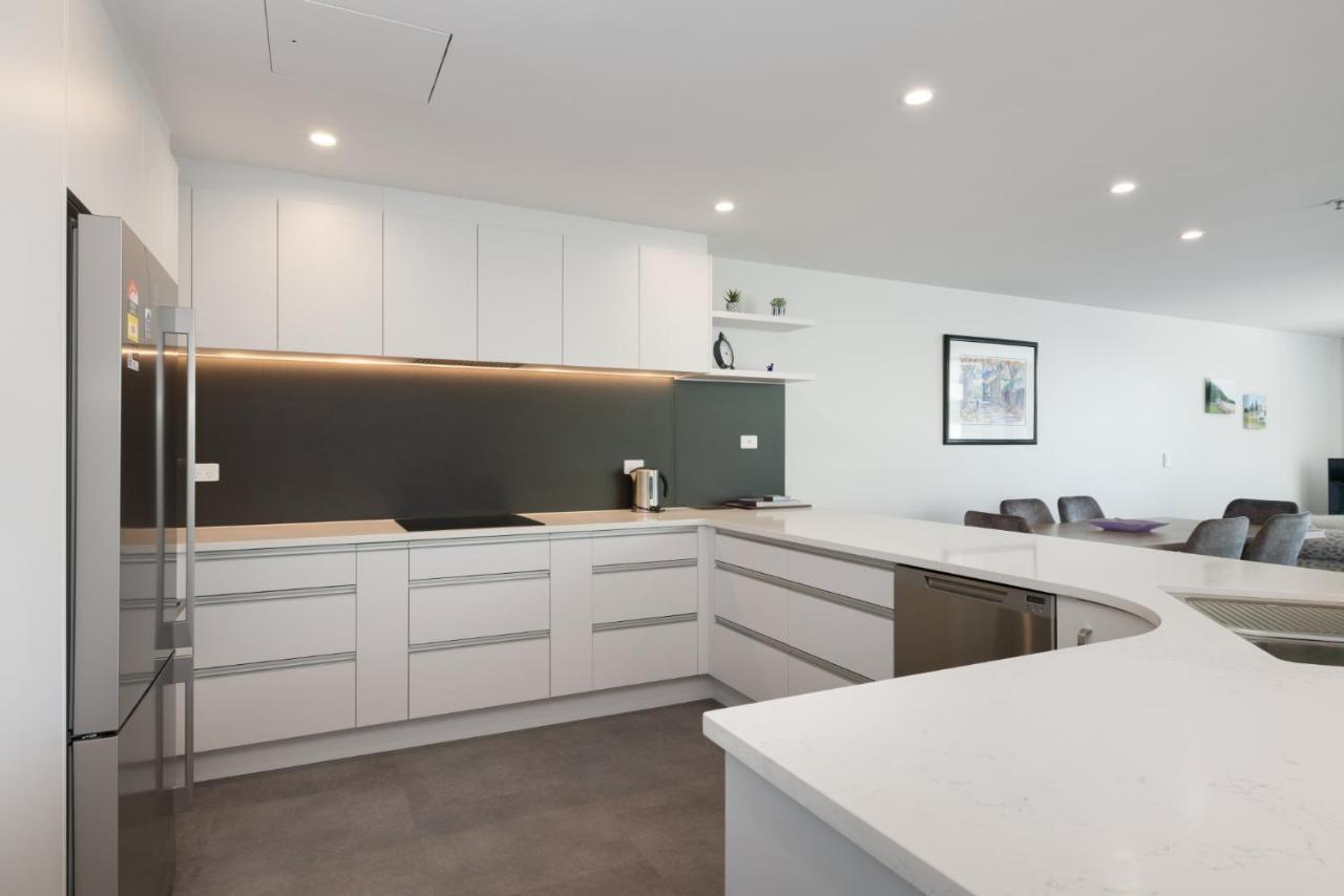 Oceanside Apartment With Iconic Views Mount Maunganui Buitenkant foto